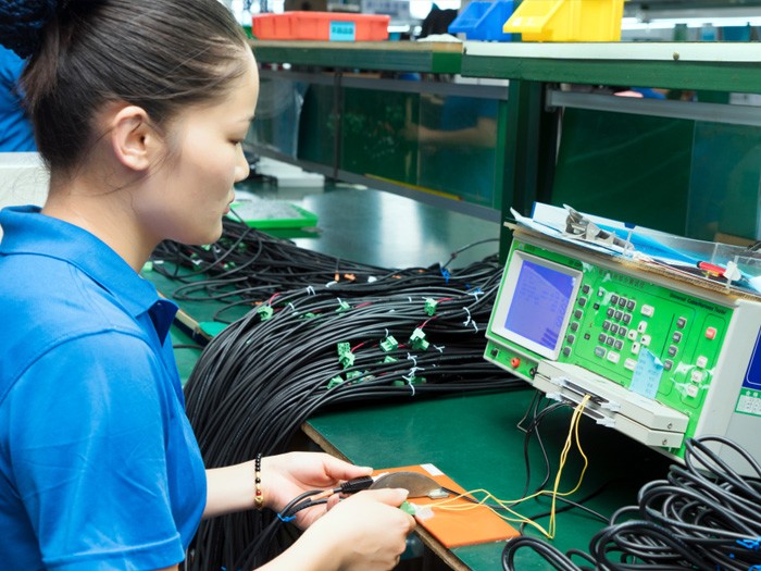 線束自動化生產(chǎn)設(shè)備輻射的危害